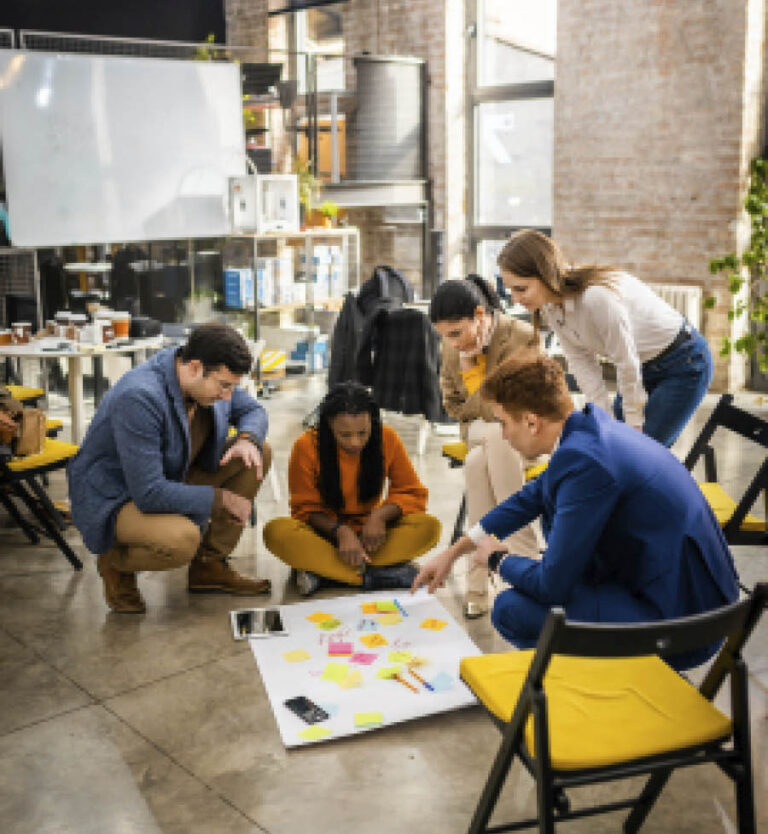Man arbeitet in Workshops auch in kleinen Gruppen